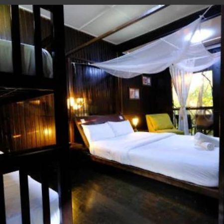 Melina Beach Resort Kampung Genting Eksteriør billede