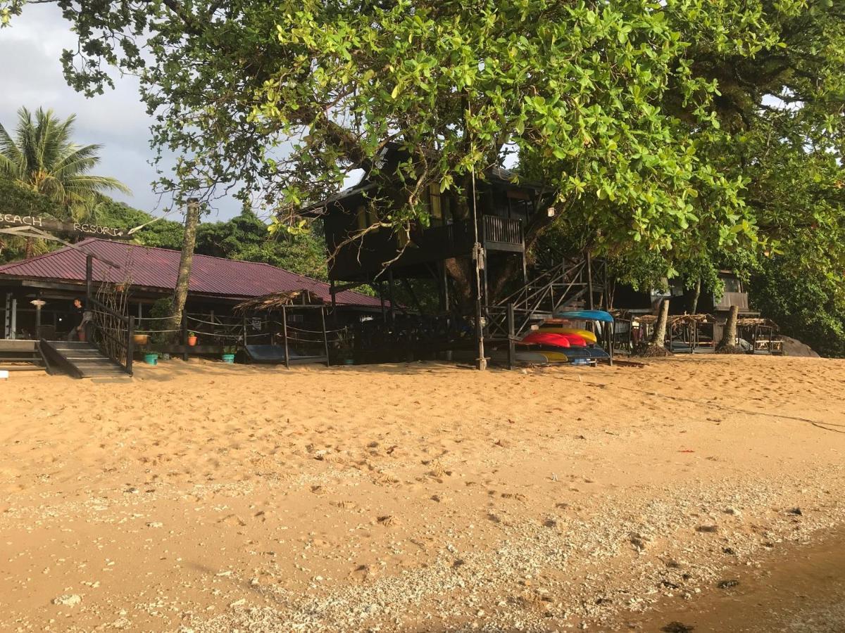 Melina Beach Resort Kampung Genting Eksteriør billede